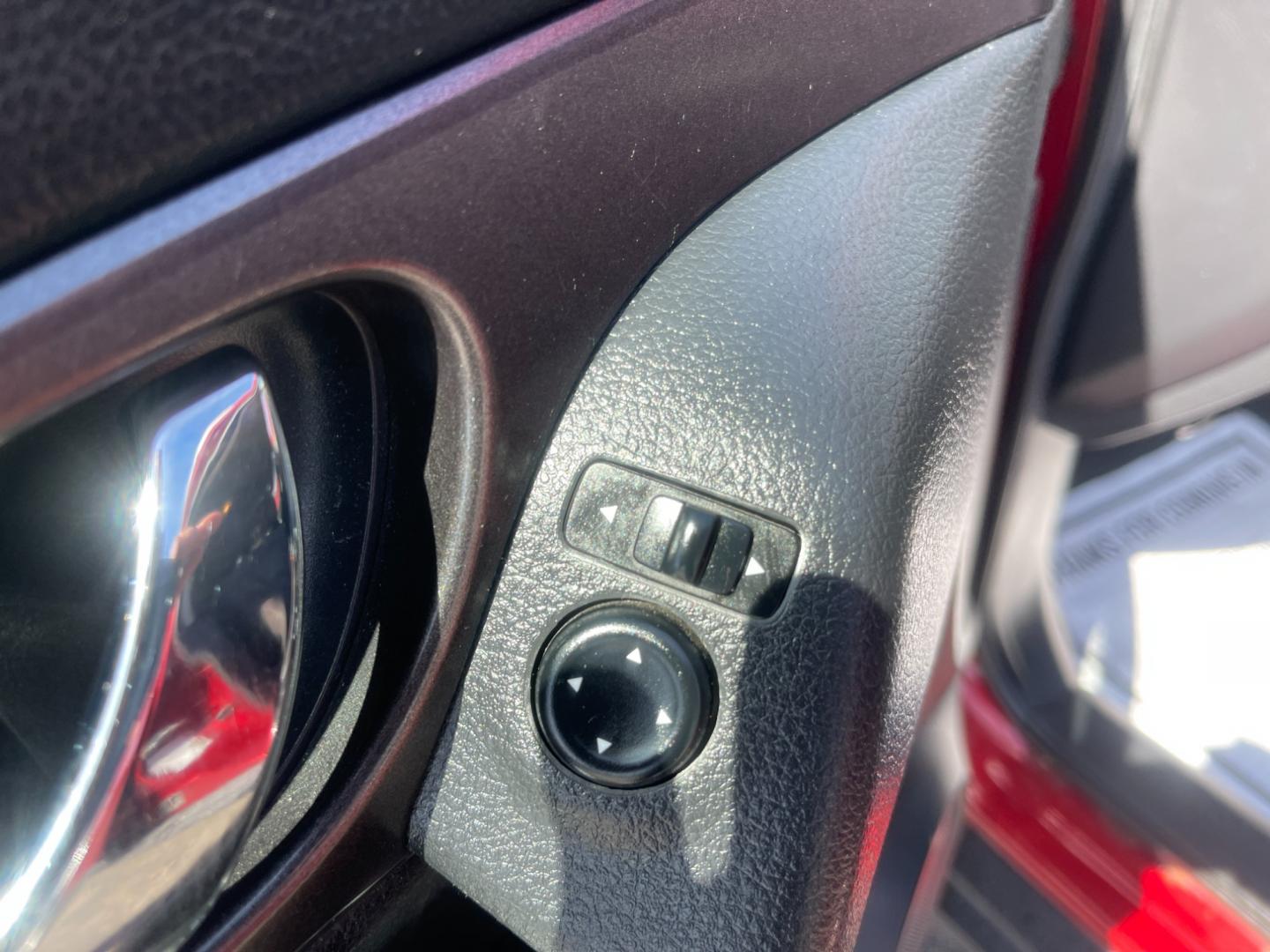 2015 Red /Black Nissan Rogue SV AWD (KNMAT2MV1FP) with an 2.5L I4 DOHC 16V engine, Automatic transmission, located at 11115 Chardon Rd. , Chardon, OH, 44024, (440) 214-9705, 41.580246, -81.241943 - This 2015 Nissan Rogue SV AWD is a well-rounded and capable compact SUV. Powered by a 2.5L I4 engine paired with a CVT transmission and an AWD system featuring a locking center differential, it offers versatile performance. The Sport and Eco driving modes allow tailoring the driving experience, whil - Photo#17